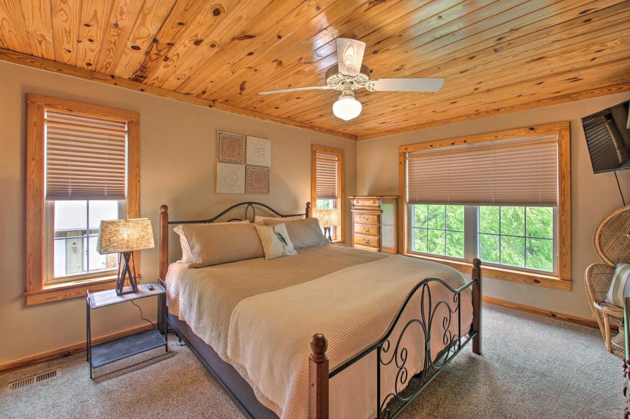 Lakeside Hot Springs Retreat With Kayaks And Boat Dock Hot Springs Village Exterior foto